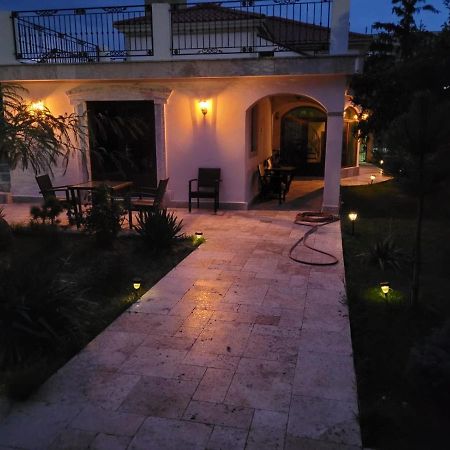 Vila Caviar Hotel Sulina Exterior photo