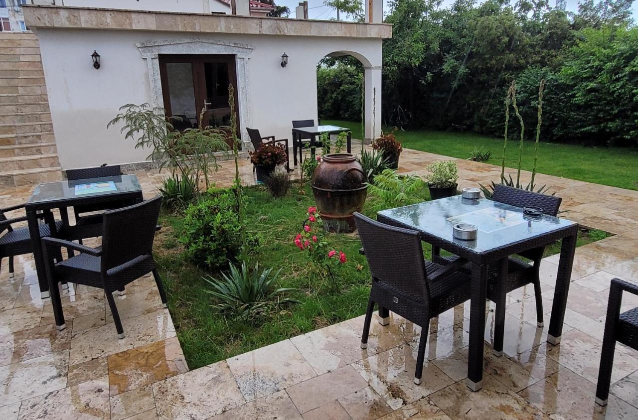 Vila Caviar Hotel Sulina Exterior photo
